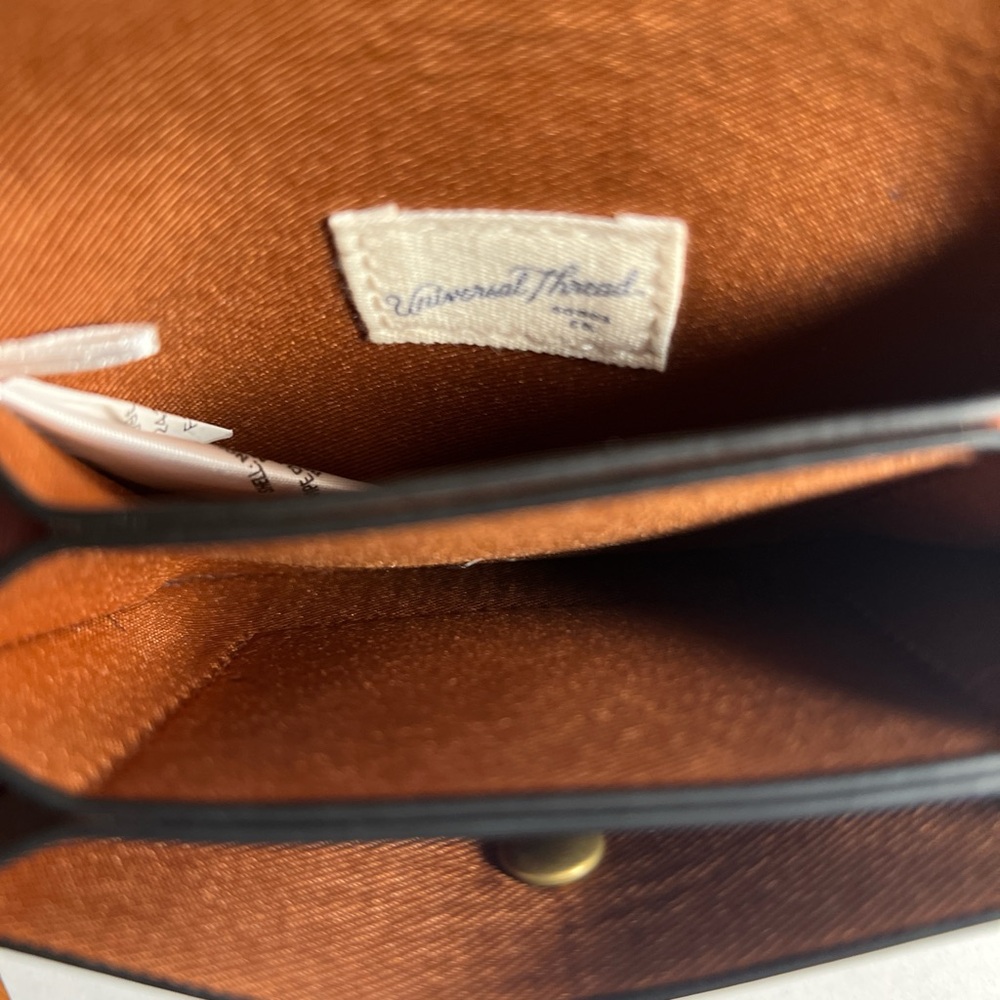 Universal Thread Brown Key & Card Holder - Picture 5 of 5